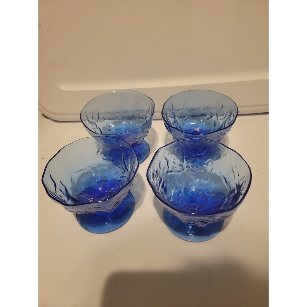 Vintage MCM Lot of 4 SENECA DRIFTWOOD DELPHINE Blue CRINKLE Glass Footed Bowls